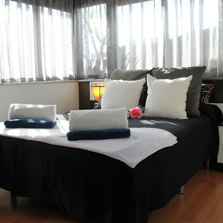 Atico Airport Barcelona, Terraza Y Barbacoa Apartment
