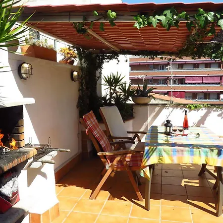 Atico Airport Barcelona, Terraza Y Barbacoa