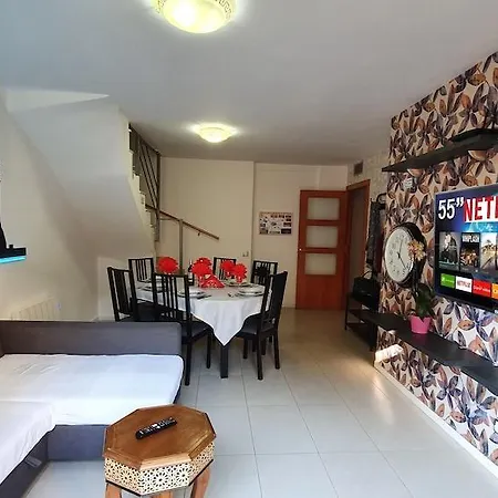 Atico Airport Barcelona, Terraza Y Barbacoa Apartment *