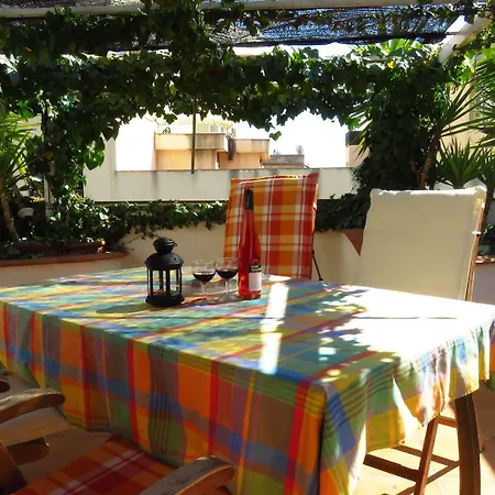 Atico Airport Barcelona, Terraza Y Barbacoa