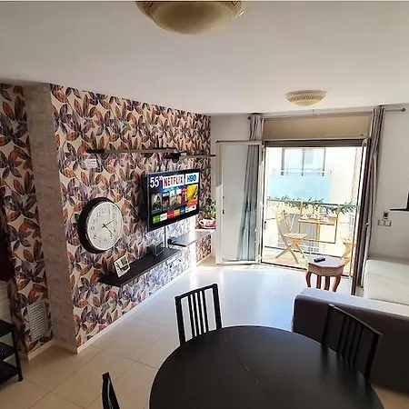 Apartament Atico Airport Barcelona, Terraza Y Barbacoa